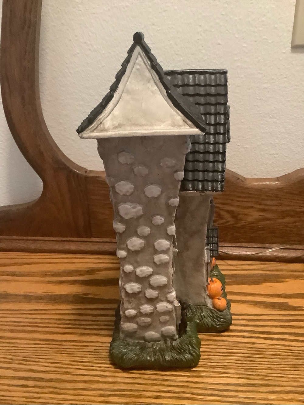 Halloween Decor - Picture 2 of 6